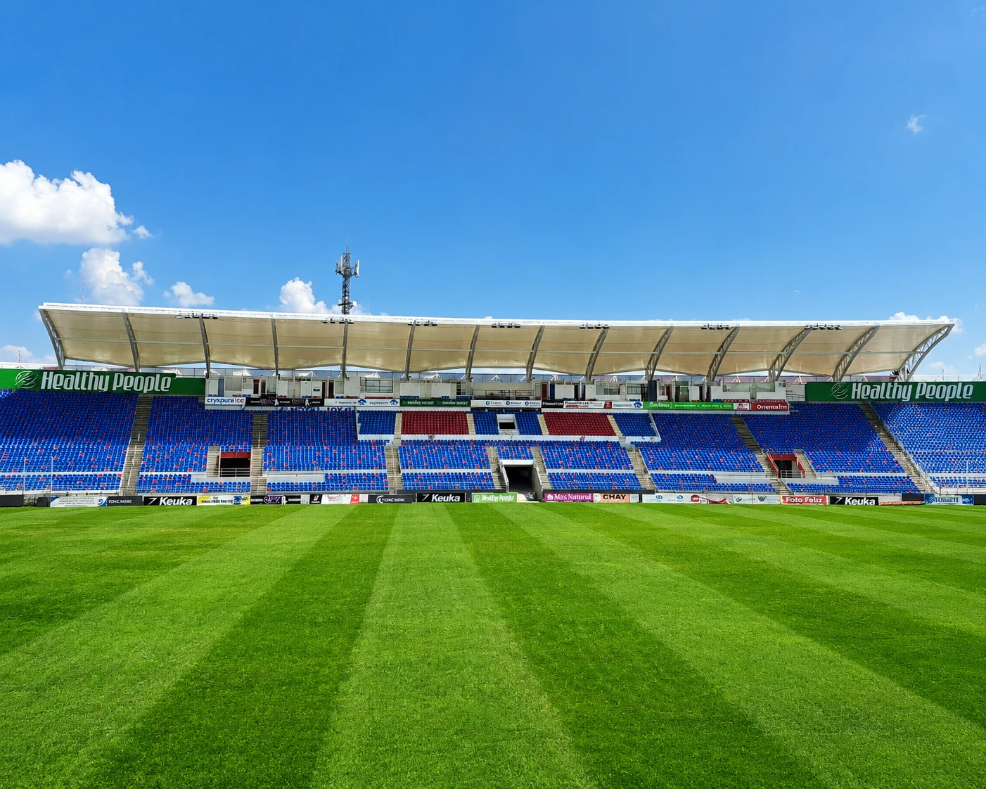 ESTADIO SERGIO LEON CHAVEZ CUBIERTAS